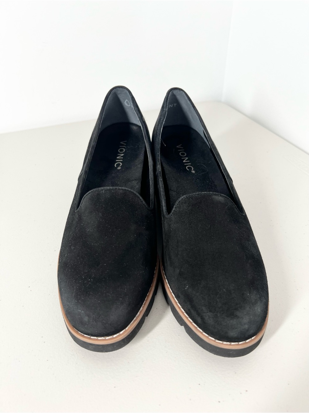 Vionic Willa Wedge Water Repellent Black Slip On Loafers 7.5 - Picture 3 of 8